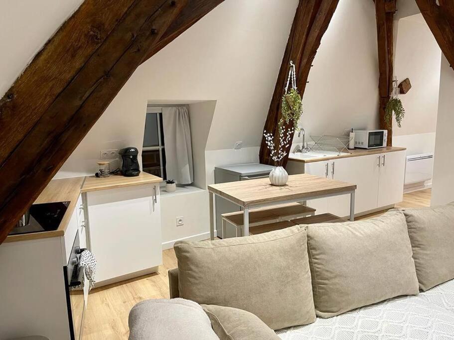 Appartement Cosy Centre Ville Saint-Amand-Mont-Rond Extérieur photo